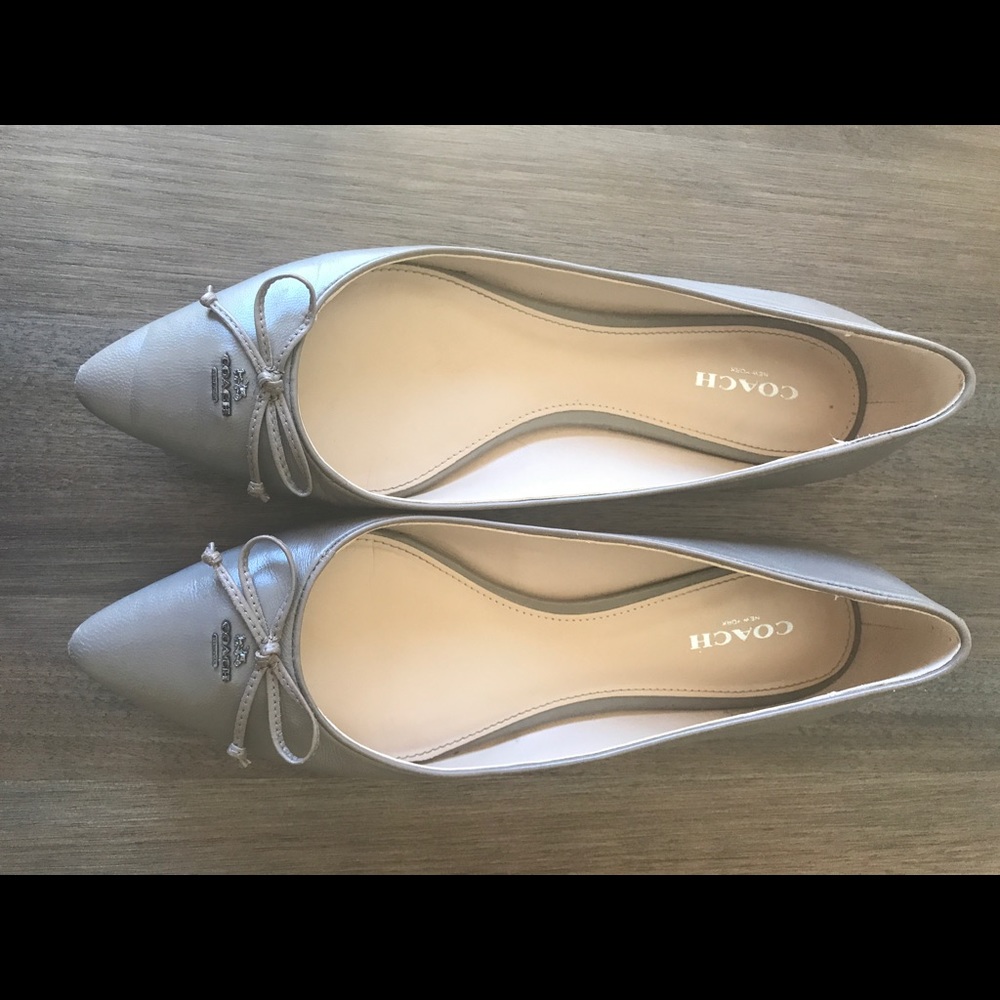 Coach gray pointy toe flats sz9